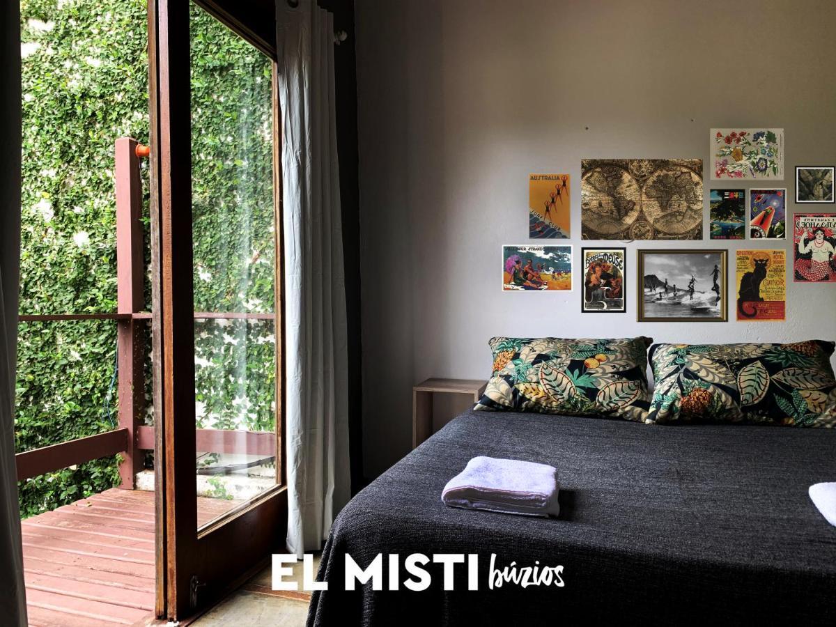 El Misti Hostel & Suites Buzios Exterior photo